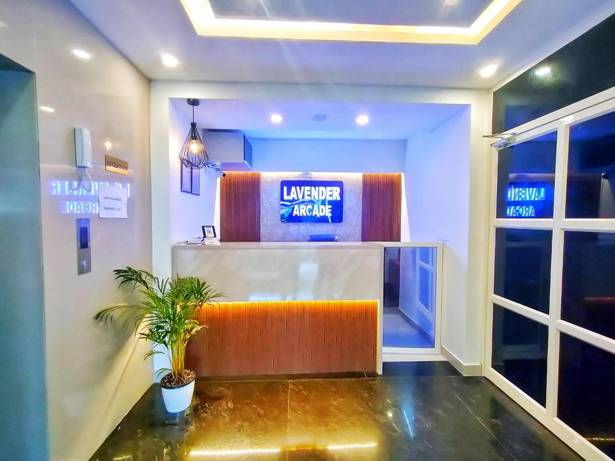 Lavender Arcade Lägenhet Kochi Exteriör bild